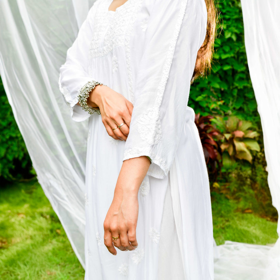 Iconic White Muslin-Straight Kurta